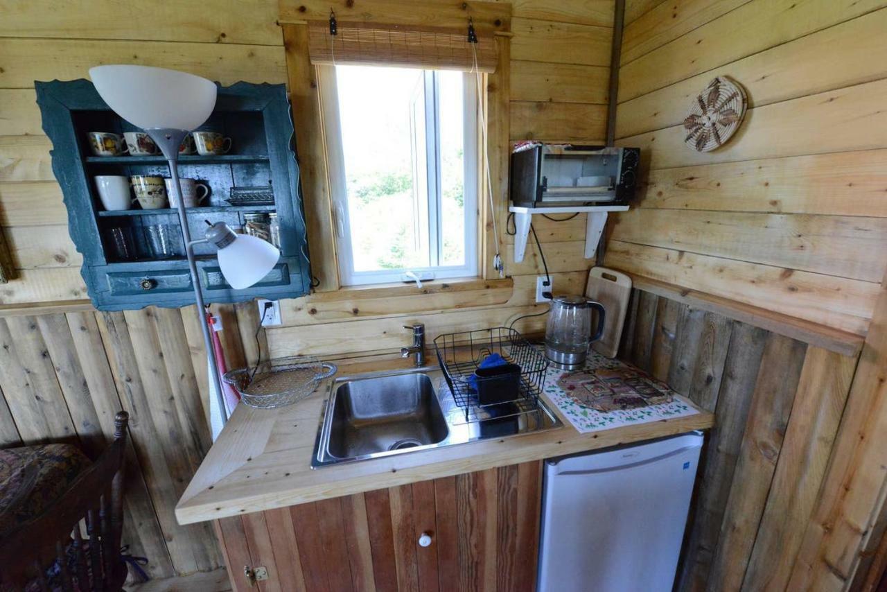 Maregold Centre - Juniper Cabin And Rose Cabin Victoria Beach Exterior foto